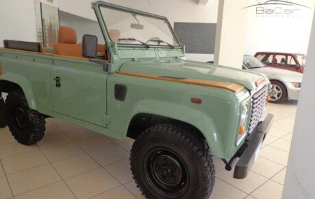 Land Rover Defender 90  '2020