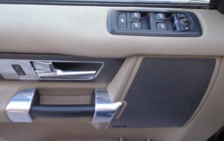 Land Rover Discovery 4 3.0 TDV6 SE  '2010